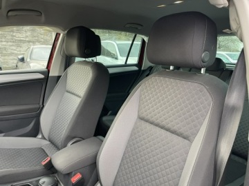 Volkswagen Tiguan II SUV 2.0 TDI 150KM 2018 Volkswagen Tiguan 4Motion Klimatronik Aktywny temp, zdjęcie 9