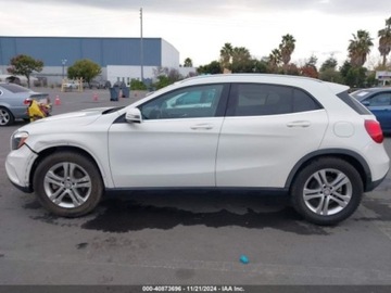 Mercedes GLA I 2017 Mercedes-Benz GLA 2017 Mercedes-Benz GLA GLA 250 4MATIC SUV 2.0 Benzyna, zdjęcie 12