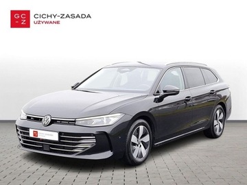 Volkswagen Passat B8 Variant Facelifting 2.0 TDI SCR 150KM 2024 Volkswagen Passat 2.0TDI 150KM Elegance IQ.Drive HAK Masaz ACC Kamera360 A