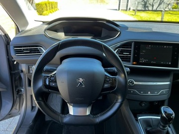 Peugeot 308 II SW Facelifting 1.2 PureTech 110KM 2021 Peugeot 308 Kombi 1.2 Benzyna, FV 23%, zdjęcie 28