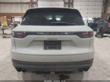 Porsche Cayenne III 2023 Porsche Cayenne Platinum Edition 2023 3.0 Benzyna 335KM, zdjęcie 4