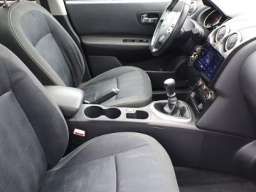 Nissan Qashqai I Crossover 2.0 140KM 2010 Nissan Qashqai 2.0, Klima, Klimatronic, Tempomat, zdjęcie 8