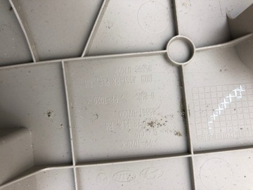 КРЫШКА СТОЙКИ ЗАДНЯЯ ПРАВАЯ HYUNDAI TUCSON II 2