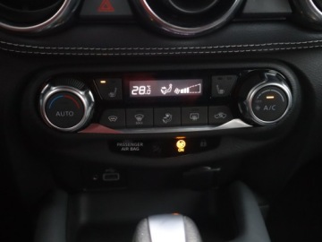 Nissan Juke II Crossover 1.0 DIG-T 117KM 2020 Nissan Juke 1.0 DIG-T, Automat, Skóra, Navi, zdjęcie 15