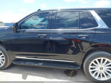 Cadillac Escalade III 2024 Cadillac Escalade Luxury 2024 6.2l 6.2 Benzyna 420KM, zdjęcie 2