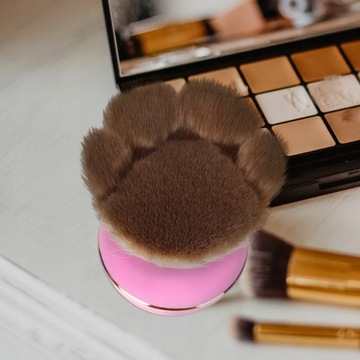 Кисть для макияжа Kabuki Fluffy.