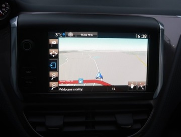 Peugeot 2008 I SUV 1.2 PureTech 82KM 2015 Peugeot 2008 1.2 PureTech, Salon Polska, zdjęcie 11