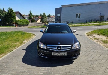 Mercedes Klasa C W204 Kombi T204 1.8 200 K 184KM 2008 Mercedes-Benz Klasa C 1.8 Kompressor 184KM 6-Biegow Avantgarde 1.8 Benzyna, zdjęcie 1
