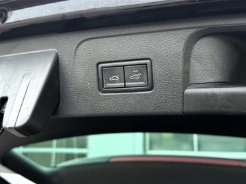 Volkswagen Passat B8 Variant Facelifting 2.0 TDI SCR 200KM 2022 Volkswagen Passat 2.0TDI 200KM 4Motion Elegance DS, zdjęcie 33