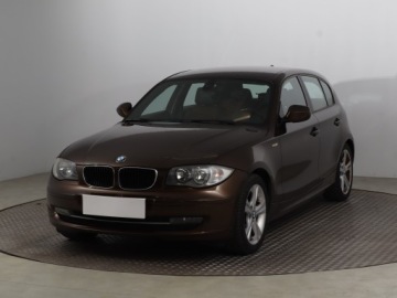BMW Seria 1 E81/E87 2010 BMW 1 116i, Klima, Klimatronic, Tempomat, zdjęcie 1