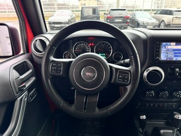Jeep Wrangler III Unlimited Facelifting 3.6 V6 286KM 2015 Jeep Wrangler SAHARA UNLIMITED. Polska. Bezwypadek, zdjęcie 24