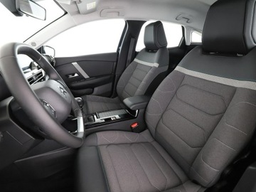 Citroen C4 III SUV 1.2 PureTech 130KM 2024 Citroen C4 full LED virtual cocpit kamera i, zdjęcie 12