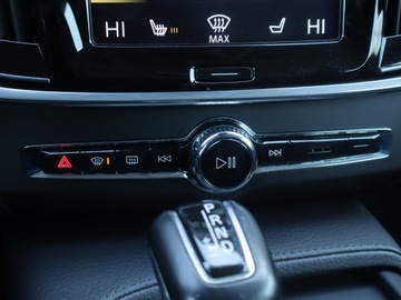 Volvo V90 II Kombi 2.0 D4 190KM 2018 Volvo V90 Cross Country D4 2.0 AWD, Serwis ASO, zdjęcie 11