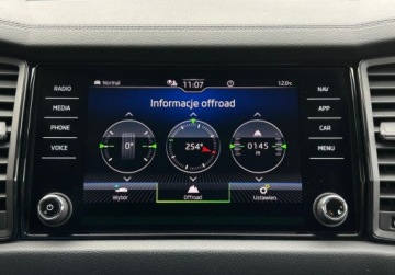 Skoda Kodiaq I SUV Facelifting 2.0 TSI 190KM 2023 Skoda Kodiaq 4x4 Sportline Travel Assist, Hak, ACC, Kamera, GPS, Bezwypad, zdjęcie 32