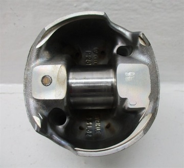 Поршень Audi A8 D4 4.2 TDI CDS 83L82 Узкое кольцо