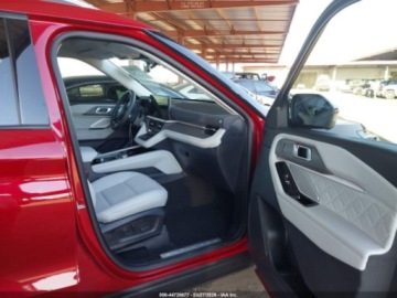 Ford Explorer VI 2026 Ford Explorer Platinum 2026 2.3 Benzyna 300KM, zdjęcie 9