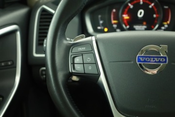 Volvo XC60 I SUV Facelifting 2.0 D4 DRIVE-E 190KM 2016 Volvo XC60 D4, Salon Polska, 187 KM, Automat, zdjęcie 18