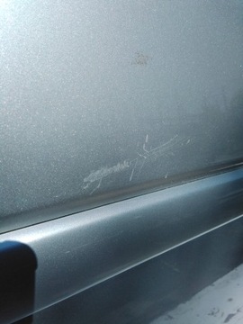 8564 OPEL MERIVA A DVEŘE PRAVÝ ZADNÍ Z157