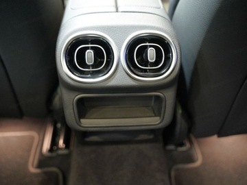 Mercedes GLC C254/X254 2025 MERCEDES-BENZ GLC 200 d 4-Matic AMG Line 2.0 (163KM) 2025, zdjęcie 9