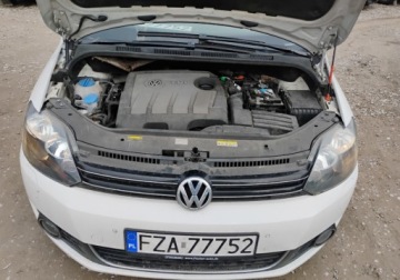 Volkswagen Golf Plus II 2013 Volkswagen Golf Plus 2013r, 1.6 TDI. Lekko uszkodzony lewy bok. Jezdzi., zdjęcie 4