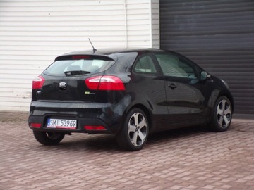 Kia Rio III Hatchback 3d 1.2 DOHC CVVT 85KM 2012 Kia Rio KLIMATRONIC LED, zdjęcie 5