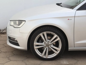 Audi A3 8V Hatchback 3d 2.0 TDI 150KM 2013 Audi A3 2.0 TDI, Klima, Klimatronic, Tempomat, zdjęcie 12