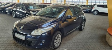 Renault Megane III Hatchback 1.6 16v 110KM 2010