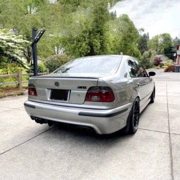 BMW 5 E39 черный глянец крышка крышки M5 стиль M спойлер