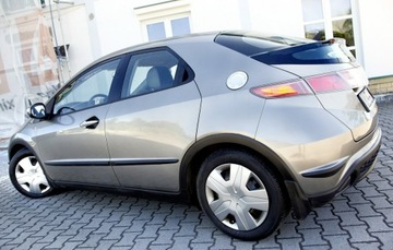 Honda Civic VIII Hatchback 5d 1.4 i 83KM 2007 Honda Civic Salon PL/ 2 Ręka/ Klimatronic/6, zdjęcie 24