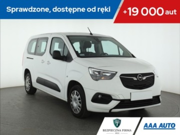 Opel Combo E Kombivan 1.2 Turbo 110KM 2020 Opel Combo 1.2 Turbo, Salon Polska, Serwis ASO