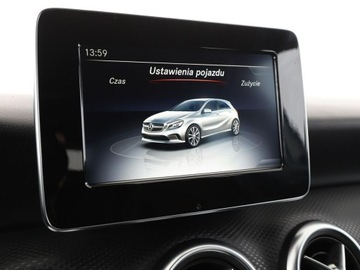 Mercedes Klasa A W176 Hatchback 5d Facelifting 180 d 109KM 2017 Mercedes A 180 półskóra kamera tempomat, zdjęcie 23