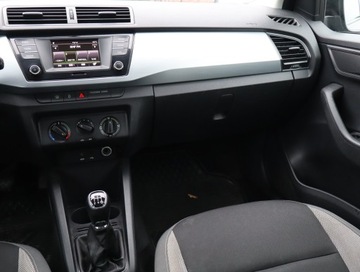 Skoda Fabia III Hatchback 1.0 MPI 75KM 2015 Skoda Fabia 1.0, Salon Polska, GAZ, Klima, zdjęcie 7