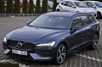 Volvo V60 II  2021 Volvo V60 B3 B Geartronic Momentum Pro 163KM 2021r, zdjęcie 3