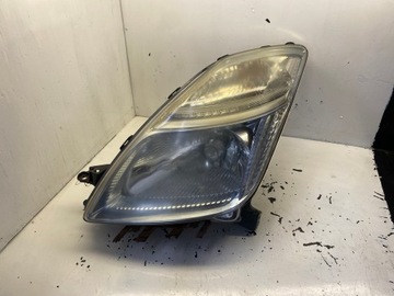 TOYOTA PRIUS LAMPA LEWY PRZÓD