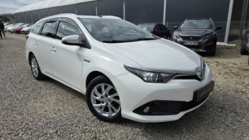 Toyota Auris II Touring Sports Facelifting 1.8 Hybrid 136KM 2016 Toyota Auris 1.8 HSD 136KM PDC Serwis Kamera, zdjęcie 2
