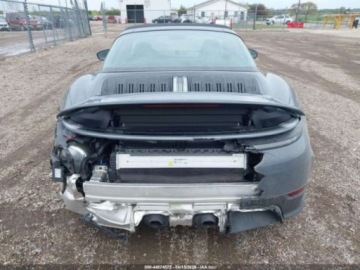Porsche 911 992 2025 Porsche 911 Targa 4 GTS 2025 3.6 Benzyna 478KM, zdjęcie 3