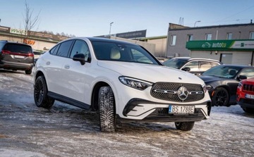 Mercedes GLC C254/X254 Coupe 2.0 300 258KM 2023 Mercedes-Benz GLC Mercedes-Benz Klasa GLC 300 4Matic 2.0 258KM 2.0 Benzyna, zdjęcie 3