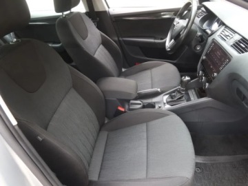 Skoda Octavia III Liftback Facelifting 1.5 TSI ACT 150KM 2019 Skoda Octavia 1.5 TSI, Salon Polska, DSG, Klima, zdjęcie 8