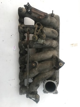 Kolektor ssący Mercedes M110 W123 W114 R107 W116