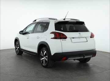 Peugeot 2008 I SUV Facelifting 1.2 PureTech 130KM 2018 Peugeot 2008 1.2 PureTech, Salon Polska, zdjęcie 3