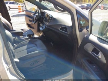 Chrysler Pacifica II 2021 Chrysler Pacifica Touring L 2021 3.6l 3.6 Benzyna 287KM, zdjęcie 9