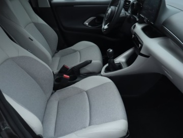 Toyota Yaris IV Hatchback 1.5 Dynamic Force 125KM 2023 Toyota Yaris 1.5 VVT-i, Salon Polska, Serwis ASO, zdjęcie 8