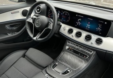 Mercedes Klasa E W213 2022 Mercedes-Benz Klasa E AMG line 220d 4-Matic 9G-Tronic EQ Boost, , GPS, Kam, zdjęcie 14