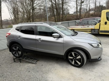 Nissan Qashqai II Crossover 1.5 dCi 110KM 2015 Nissan Qashqai Niski przebieg. Nowy Rozrząd., zdjęcie 3