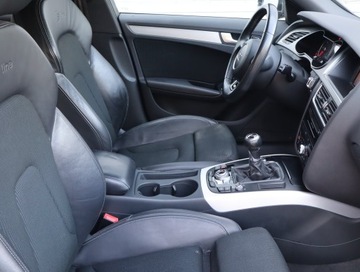 Audi A4 B8 Avant Facelifting 2.0 TDI 150KM 2014 Audi A4 2.0 TDI, Skóra, Navi, Xenon, Bi-Xenon, zdjęcie 8