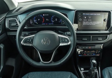 Volkswagen T-Cross SUV 1.5 TSI 150KM 2024 Volkswagen T-Cross 1.5 TSI 150KM Style DSG Cyfrowe Zegary Kamera Cofania, zdjęcie 16