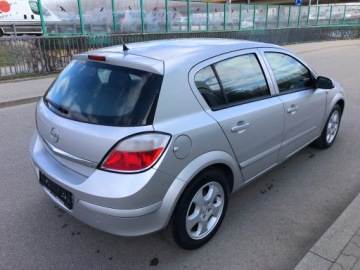 Opel Astra G Hatchback 1.8 16V 125KM 2004 OPEL ASTRA 1.8 BENZYNA KLIMA ALU NOWY ROZRZAD Z NIEMIEC, zdjęcie 3