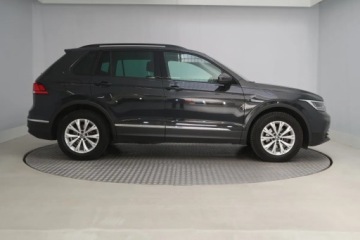 Volkswagen Tiguan II SUV Facelifting 1.5 TSI 150KM 2023 VW Tiguan 1.5 TSI, Salon Polska, Serwis ASO, DSG, zdjęcie 5