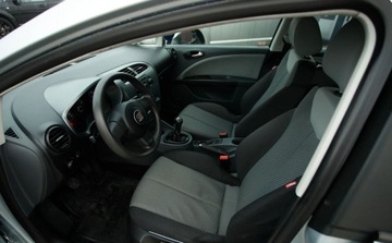 Seat Leon II 1.6 MPI 102KM 2006 Seat Leon 1.6 MPI 102KM Kliamtyzacja duzy ekran nowe hamulce po seriwise, zdjęcie 7