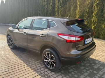 Nissan Qashqai II Crossover 1.2 DIG-T 115KM 2015 Nissan Qashqai Sliczny Qashqai 1.2Benz.115KM Navi Kamera Grzane Fotele Par, zdjęcie 6